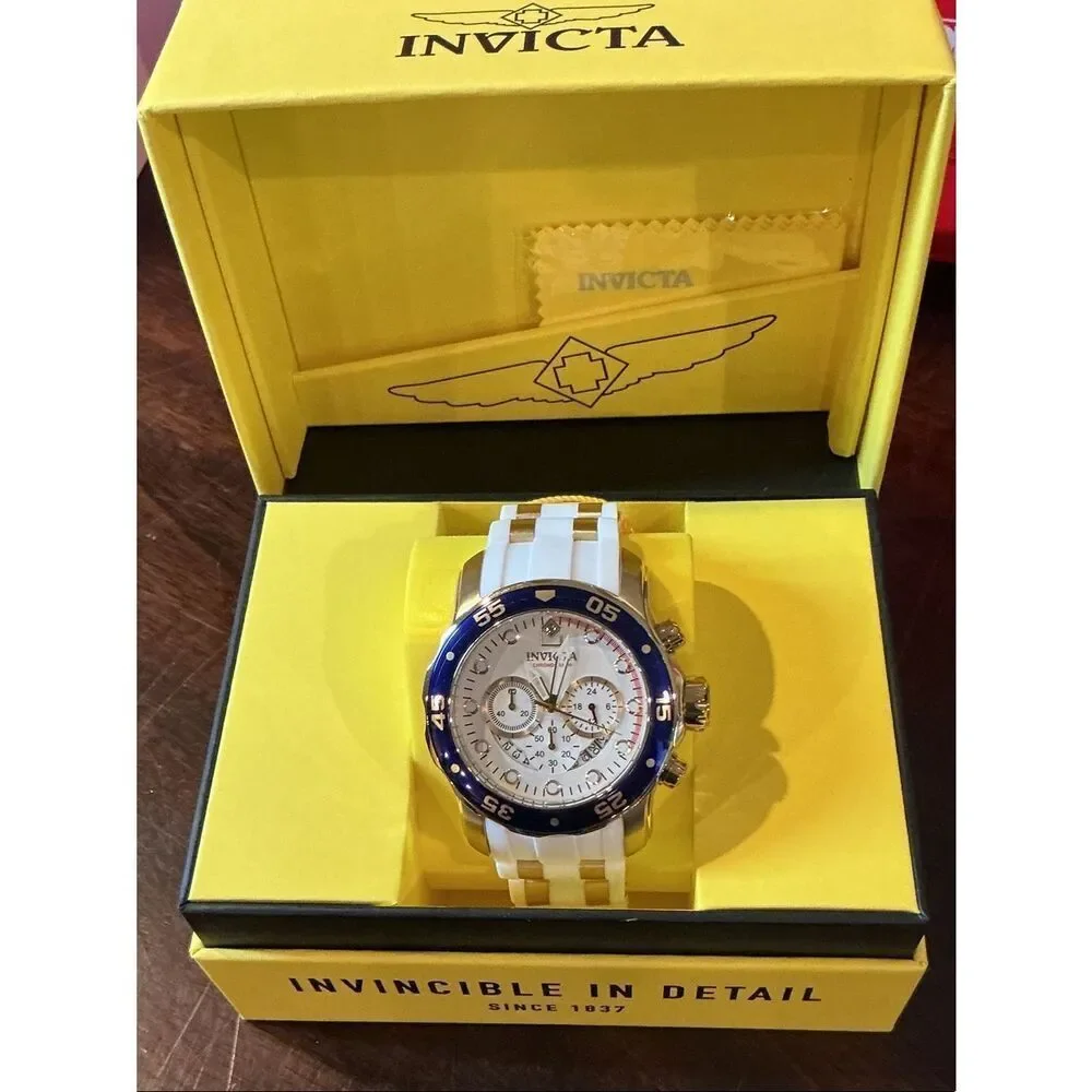 Invicta Pro Diver SCUBA Men’s Watch - White and Blue Sport Chronograph 20293